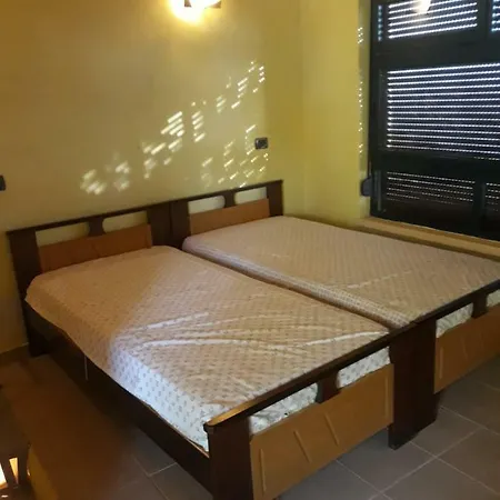 Apartman Casa Trifamiliare
