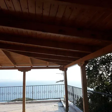 Apartamento Casa Trifamiliare Lukovë